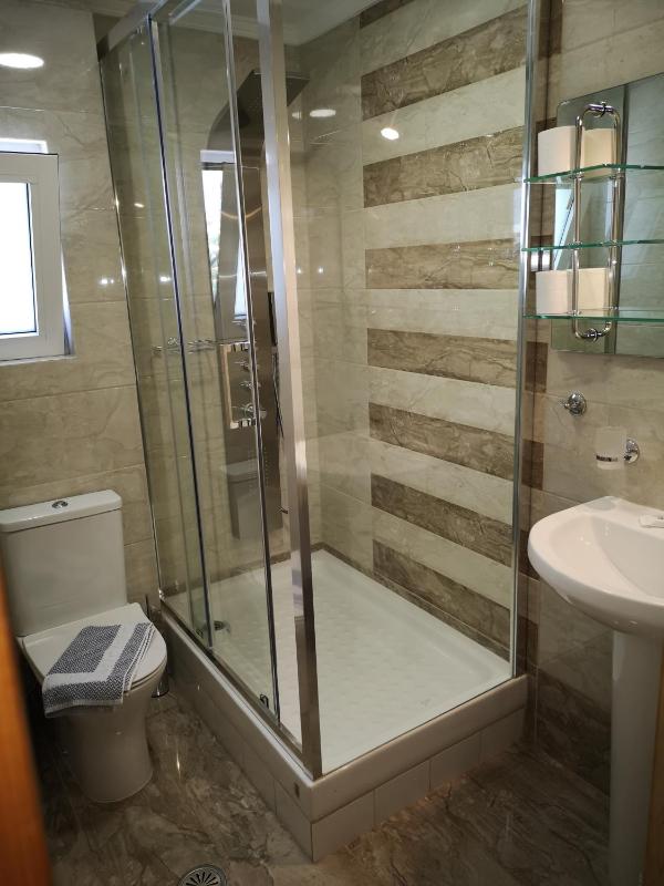 Double or Twin Room with Extra Bed image 1