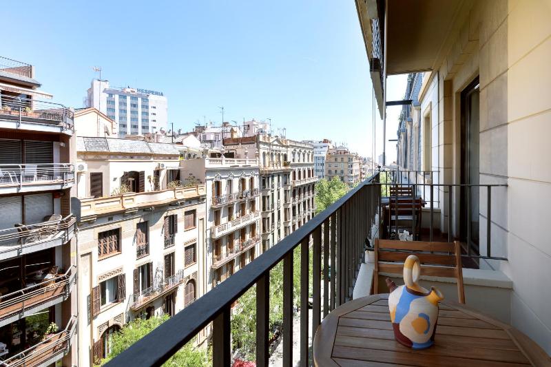 C211 Barcelona - Simaba Group - image 3