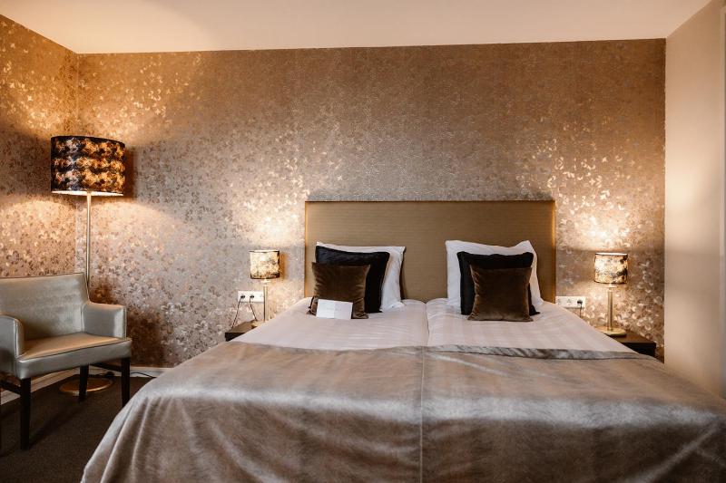 Standard Double Room image 3