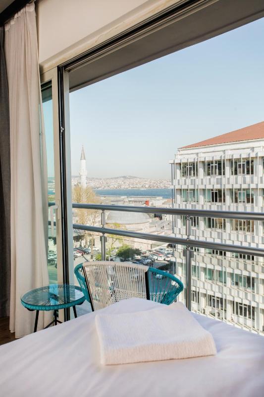 Suite with Bosphorus View image 2