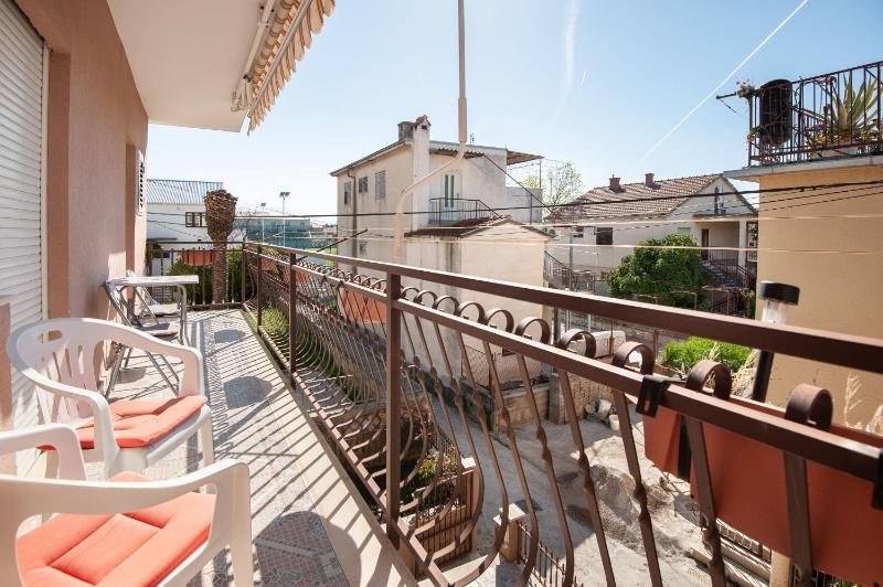 Apartments Milica - image 2