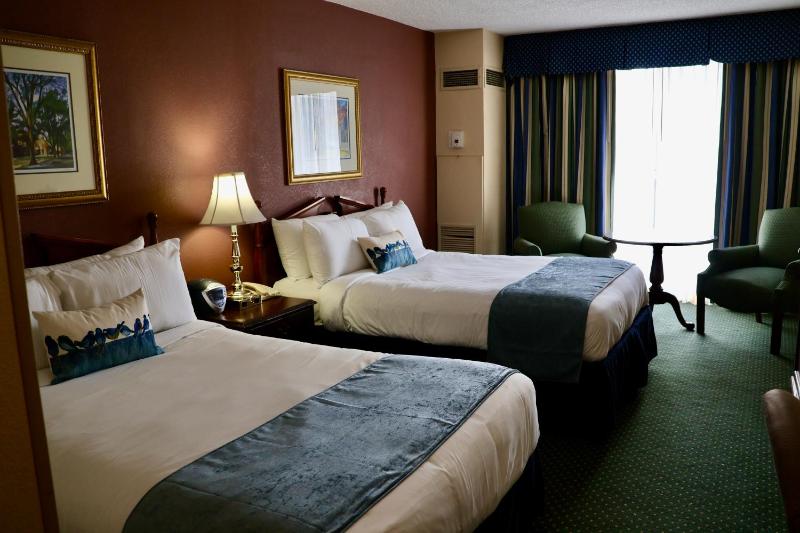 Double Room with Two Double Beds - Mobility Access/Non-Smoking image 1