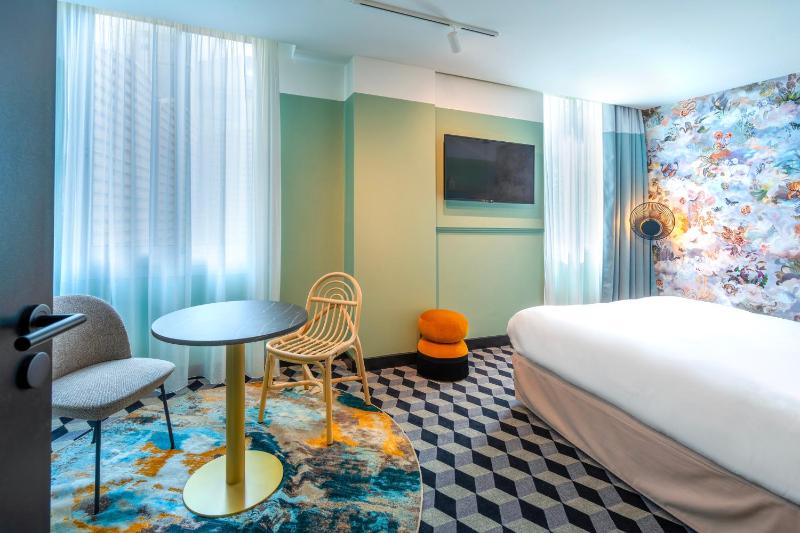 Superior Double Room image 2