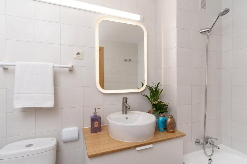 Alva Park Sunny apartment near the beach - image 30
