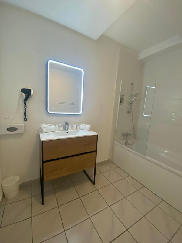 Family Suite with Patio View and Terrace image 1