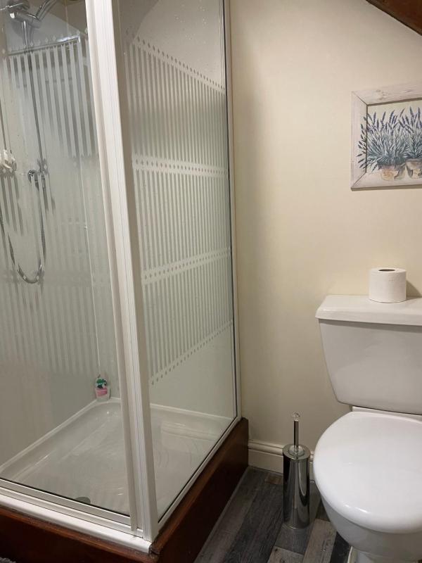 Double Room with Private Bathroom image 2