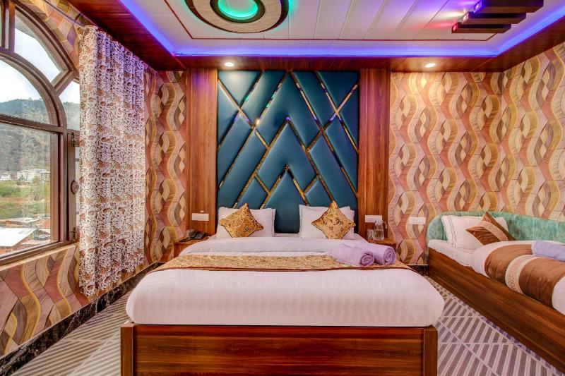 HOTEL ROYAL HAMEED - image 9