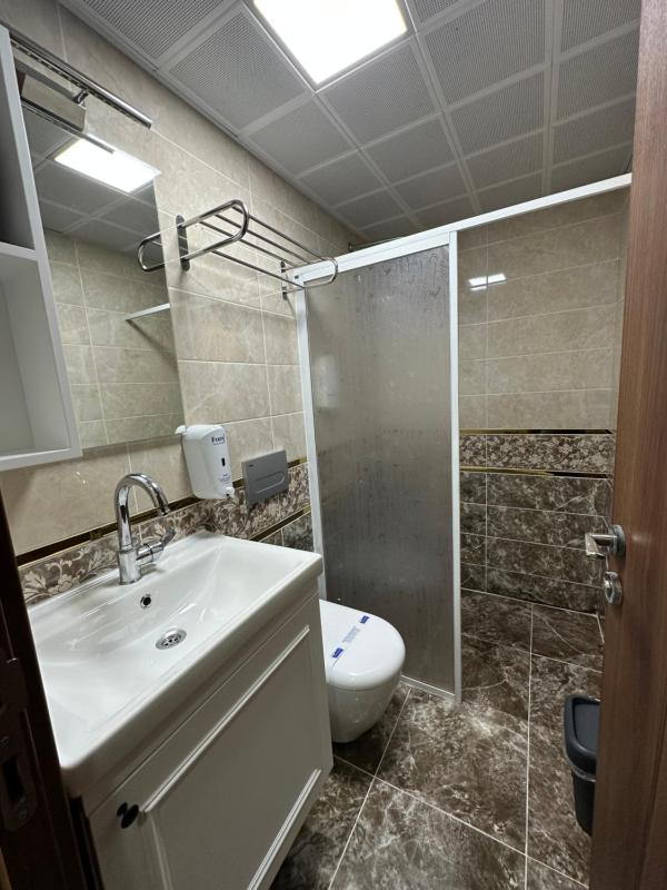 King Room with Lake View image 3