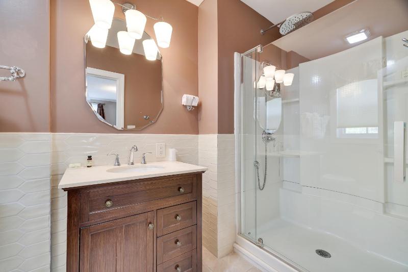 Standard Single Room image 2