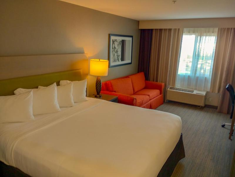 Country Inn & Suites by Radisson Portland International Airport OR - image 48