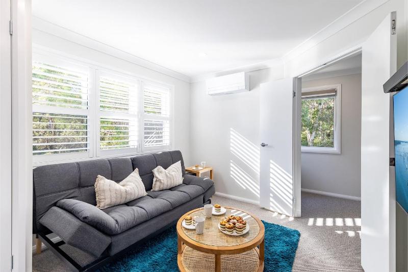 Banksia at Fingal 1 92 Rocky Point Rd Aircon spa and Wi Fi - image 12