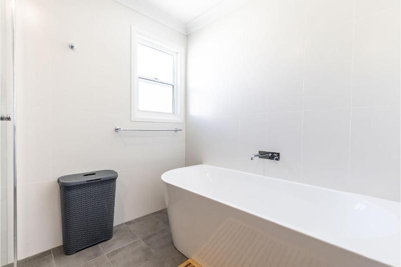 Banksia at Fingal 1 92 Rocky Point Rd Aircon spa and Wi Fi - image 29