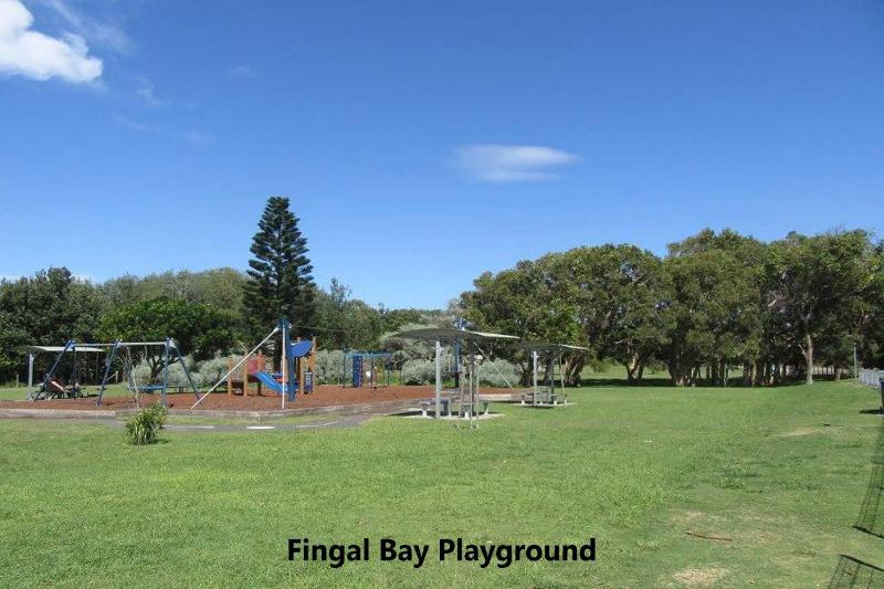 Banksia at Fingal 1 92 Rocky Point Rd Aircon spa and Wi Fi - image 37