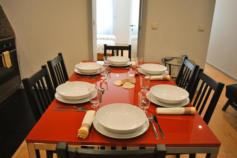 One-Bedroom Apartment (6 Adults) image 1