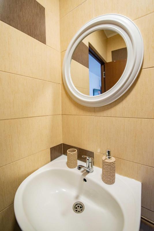 Double Room with Private Bathroom image 2