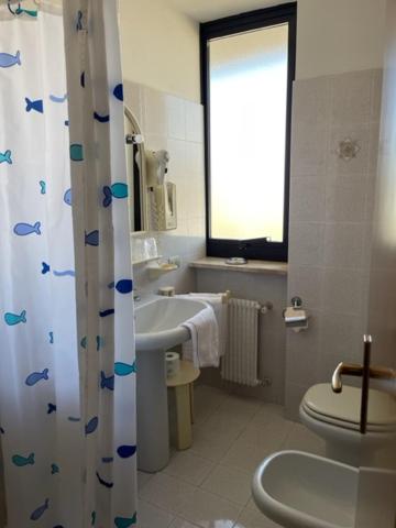 Double Room with Balcony image 1