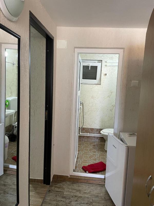 Apartment image 3