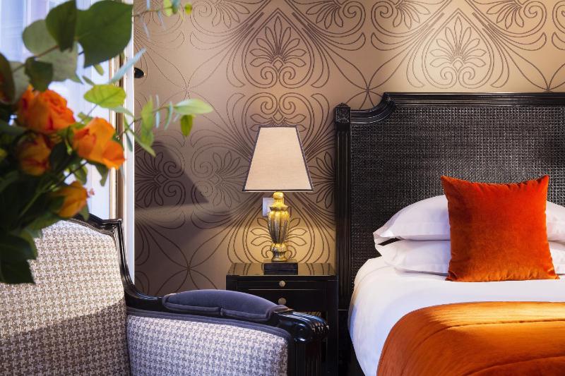 Superior Double or Twin Room image 3