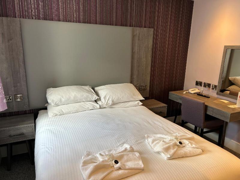 Riviera Hotel - image 37