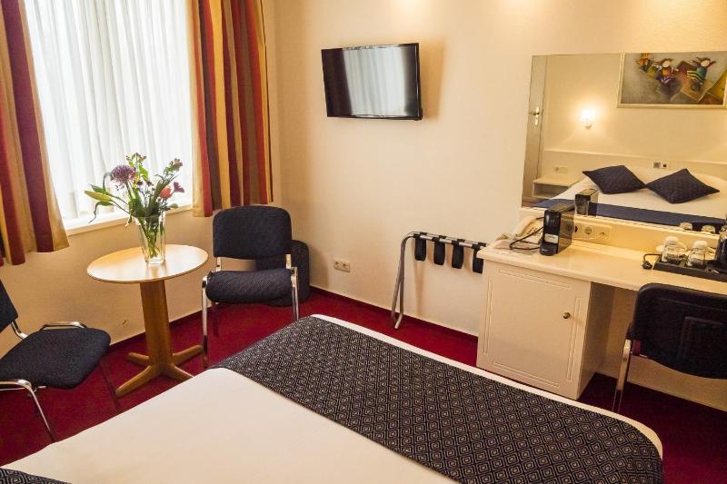 Deluxe Single Room image 4