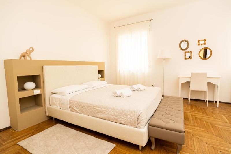 Elegante residenza con affaccio su Porta Leoni - Domus Verona - image 9