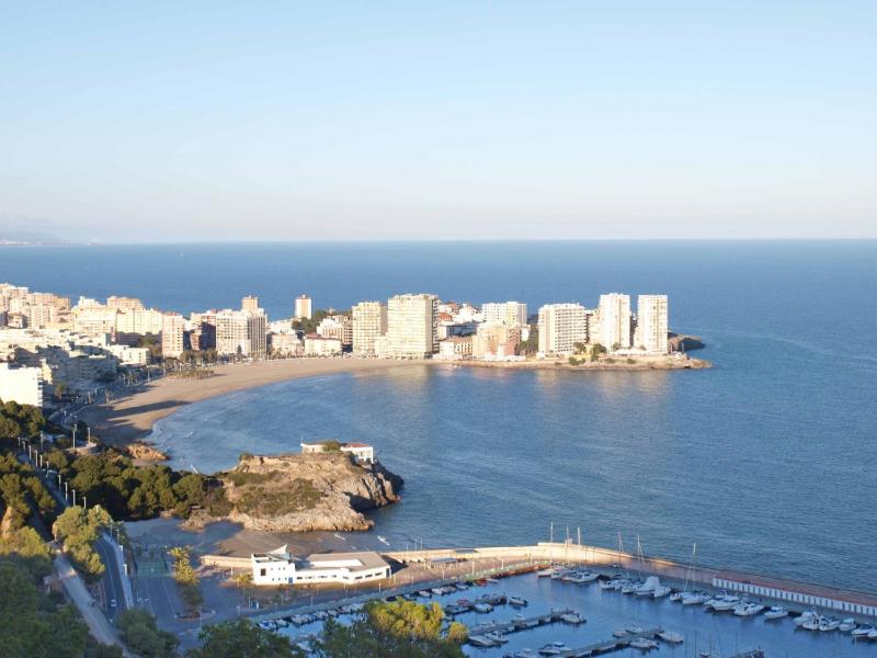 ApartUP Acapulco Beachfront Views - image 14