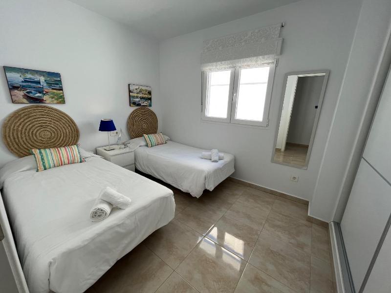 Nerja Paradise Rentals - Villa Jade - image 32