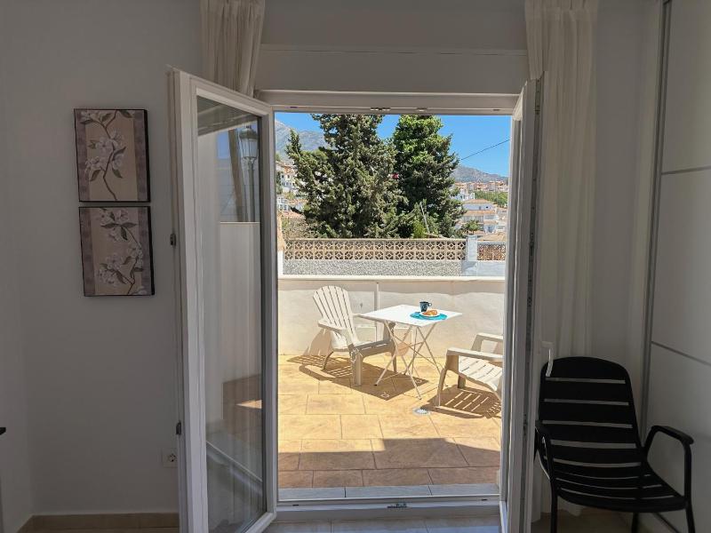 Nerja Paradise Rentals - Villa Jade - image 11