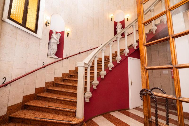 Elegante residenza con affaccio su Porta Leoni - Domus Verona - image 16