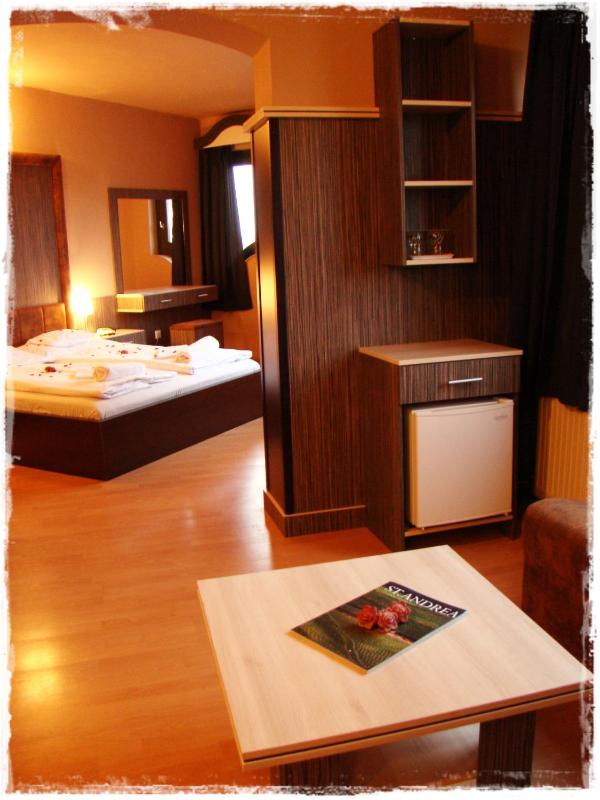 Double Room image 2