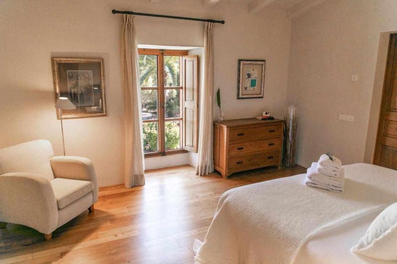 Deluxe Villa image 4