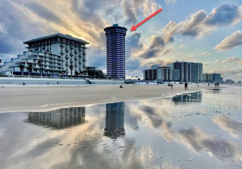 2 Bedroom 2 bath Condo on the Beach on the 8th Floor - image 26