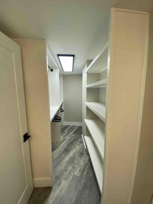 2 Bedroom 2 bath Condo on the Beach on the 8th Floor - image 9