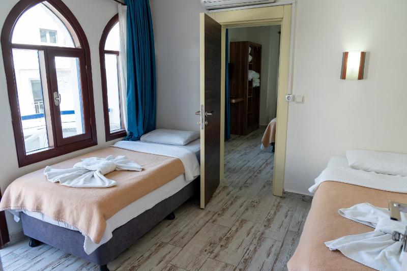 Suite image 3
