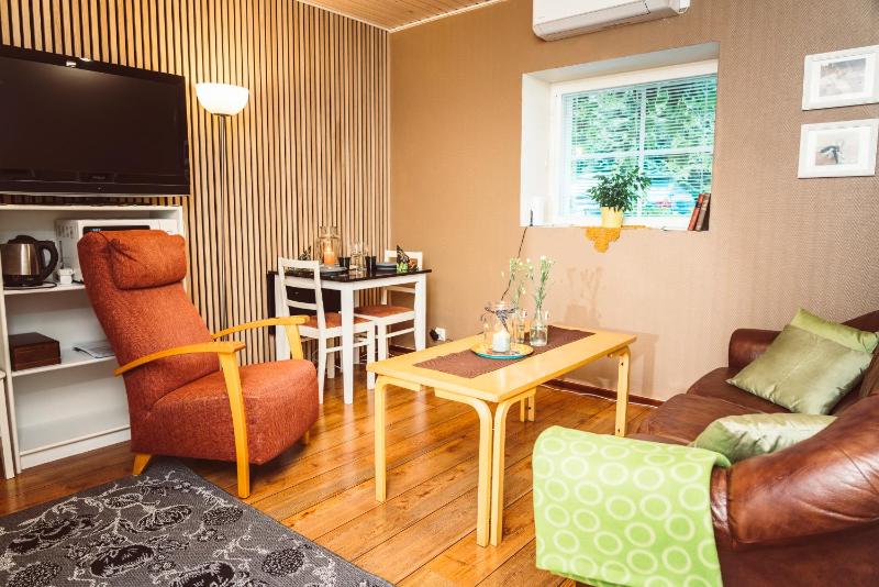 Standard Double or Twin Room with Balcony image 2