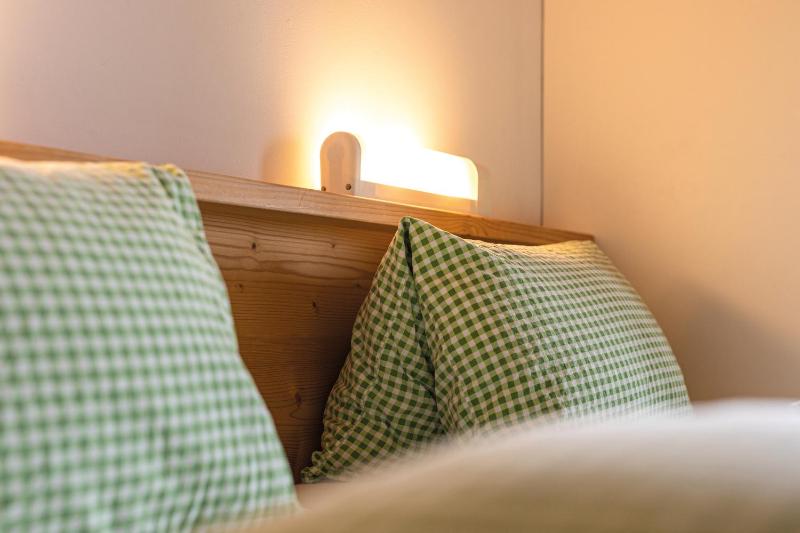 Single Bed in Dormitory Room image 2