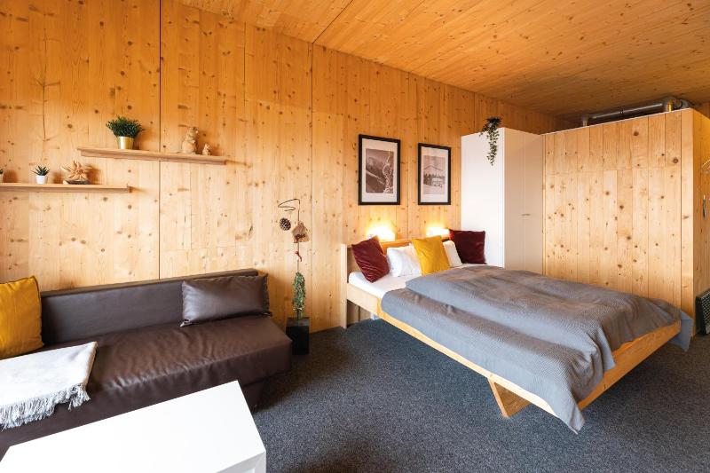 Standard Double Room image 1