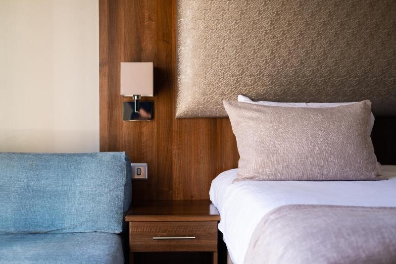 Double Room image 4