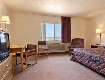 King Room - Mobility Access/Non-Smoking image 1