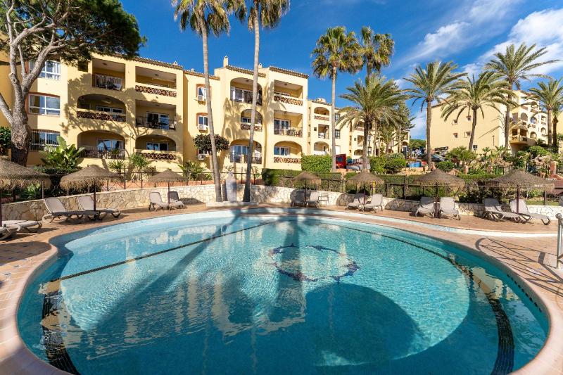 Dona Lola Sandra - Cozy beach front house with open sea views located in Calahonda only few minutes away from Marbella - Costa del sol CS111 - image 22