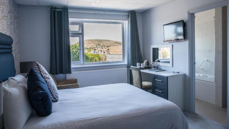 Double Room image 1