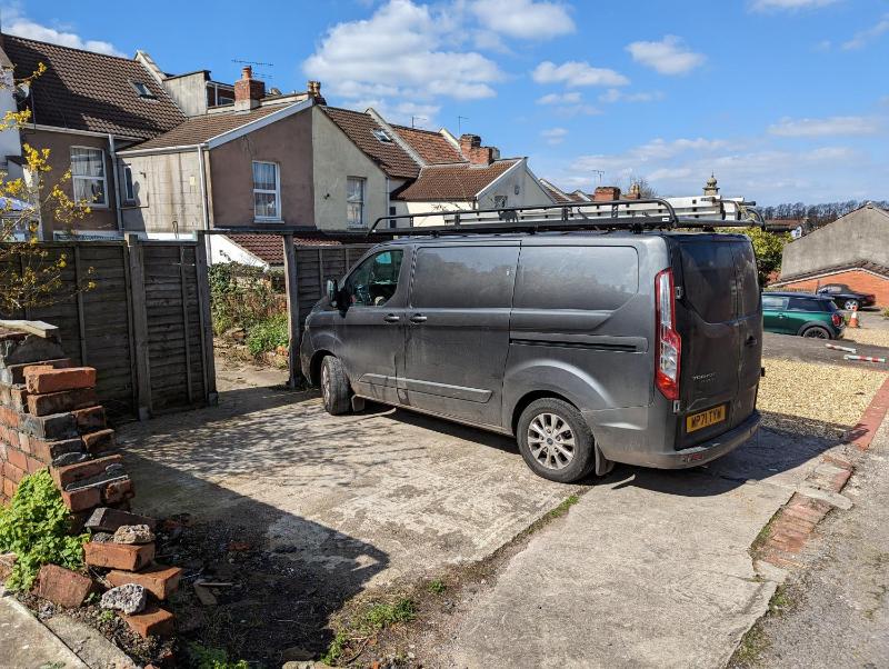 Five bed terrace family home Bristol w parking - image 21