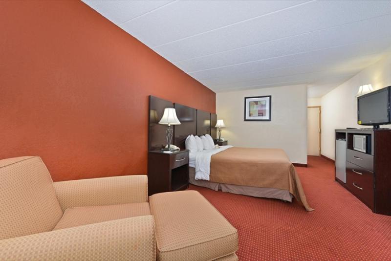 King Room - Smoking  image 3