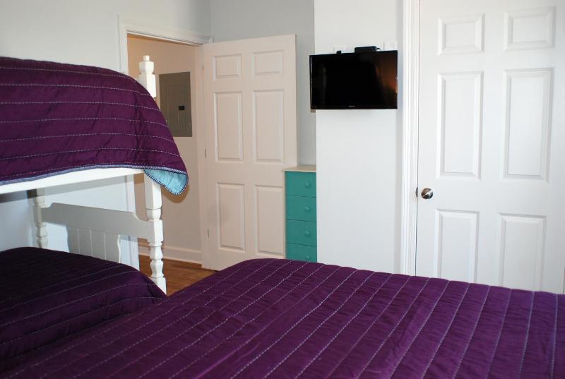 Purple Pelican - image 25