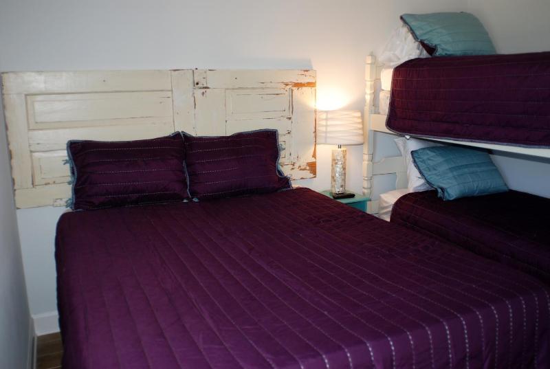 Purple Pelican - image 28