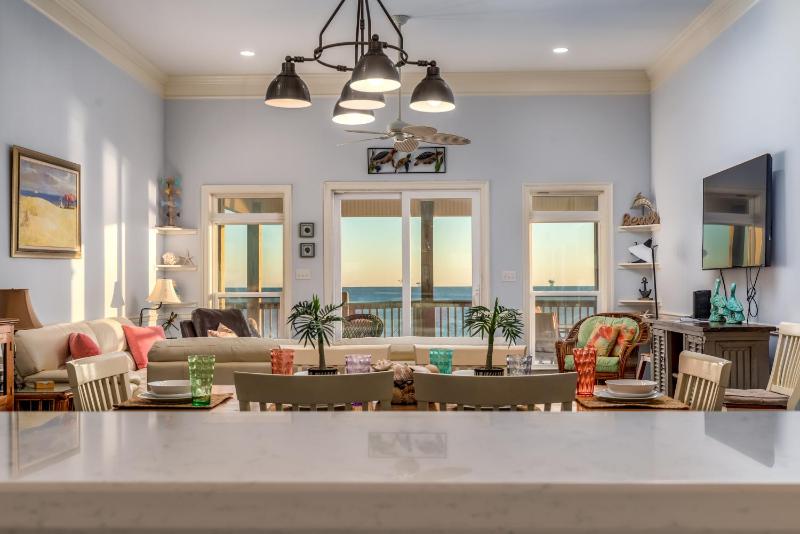 Two Palms Retreat - image 1