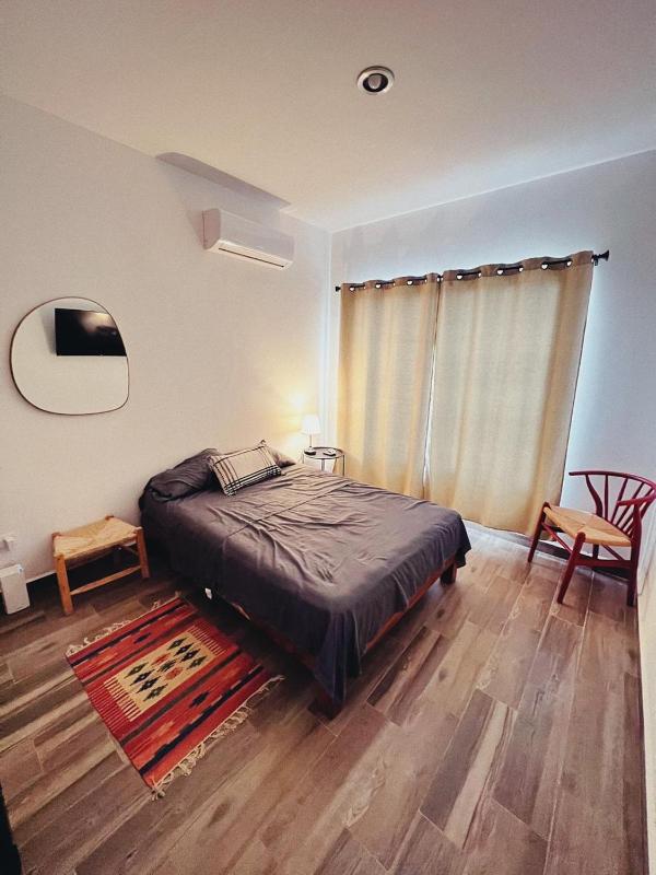Excelente Casa en Zona de Cerritos en Frente a Alberca - Azul Pacífico I - image 8