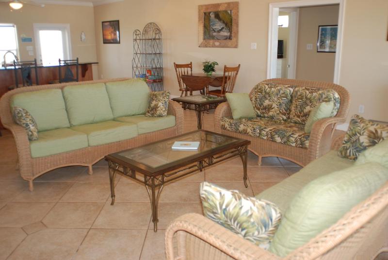 Lagniappe - image 13
