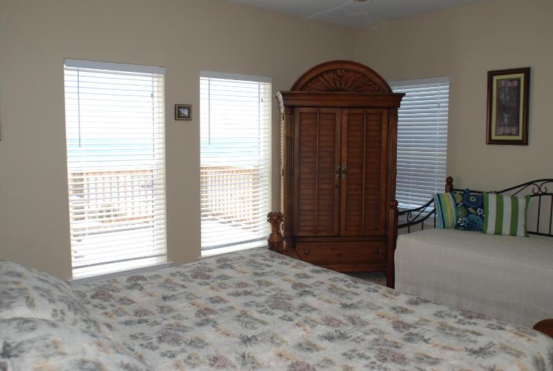 Lagniappe - image 19