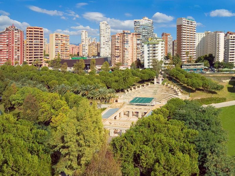 Standard Double Room with Park View (2 Adults + 1 Child) image 3